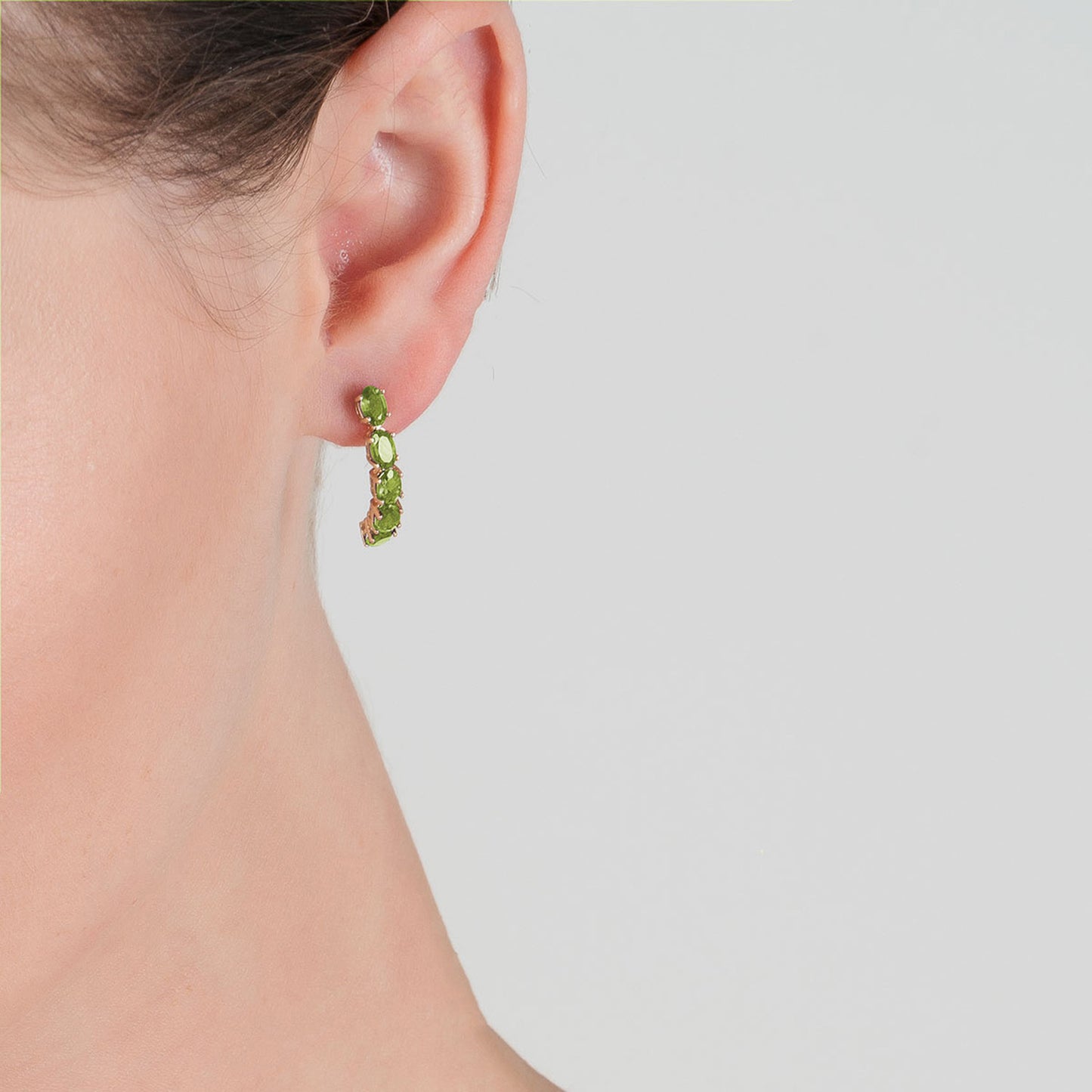 Brilliant Curve Peridot Earrings