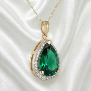 Hidden Light Emerald & Diamond Necklace