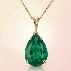 Hidden Light Emerald Necklace