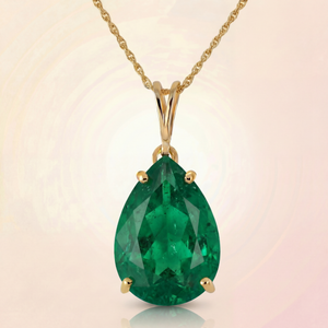 Hidden Light Emerald Necklace