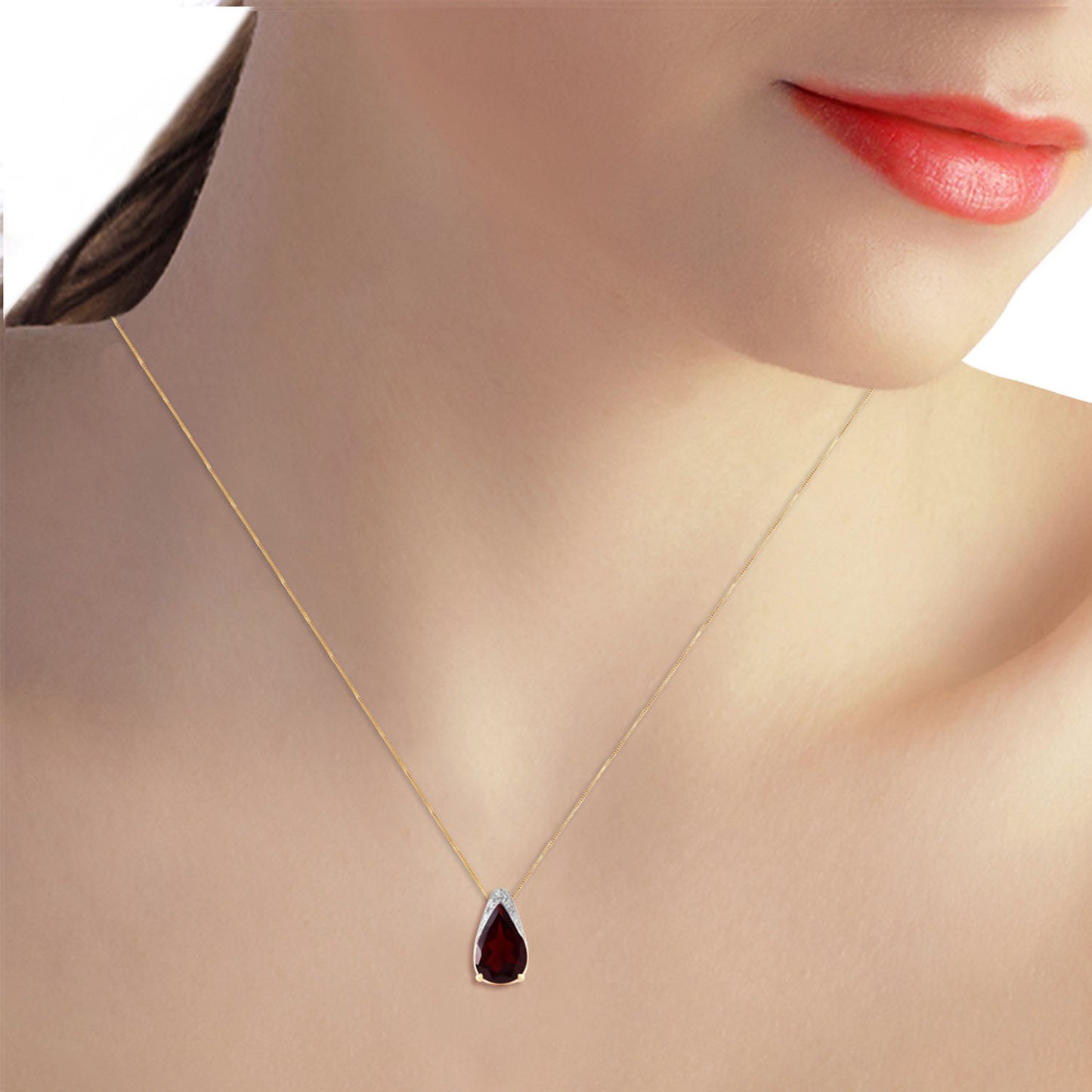 Moonlit Serenity Garnet Chain