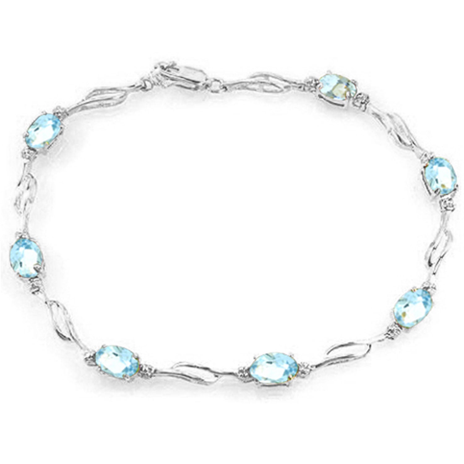 Shimmering Array Aquamarine and Diamond Bracelet