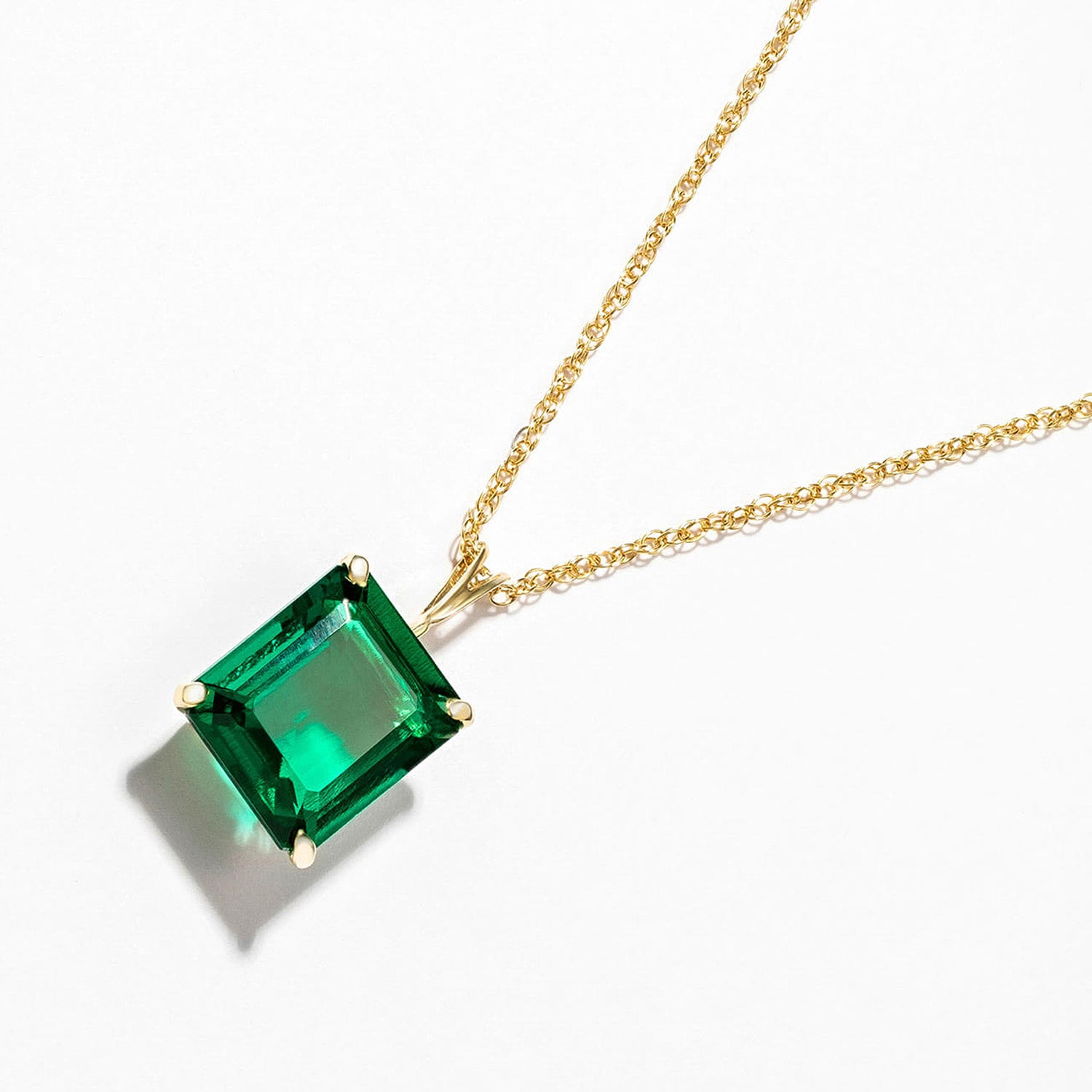 Shimmering Cuts Emerald Necklace